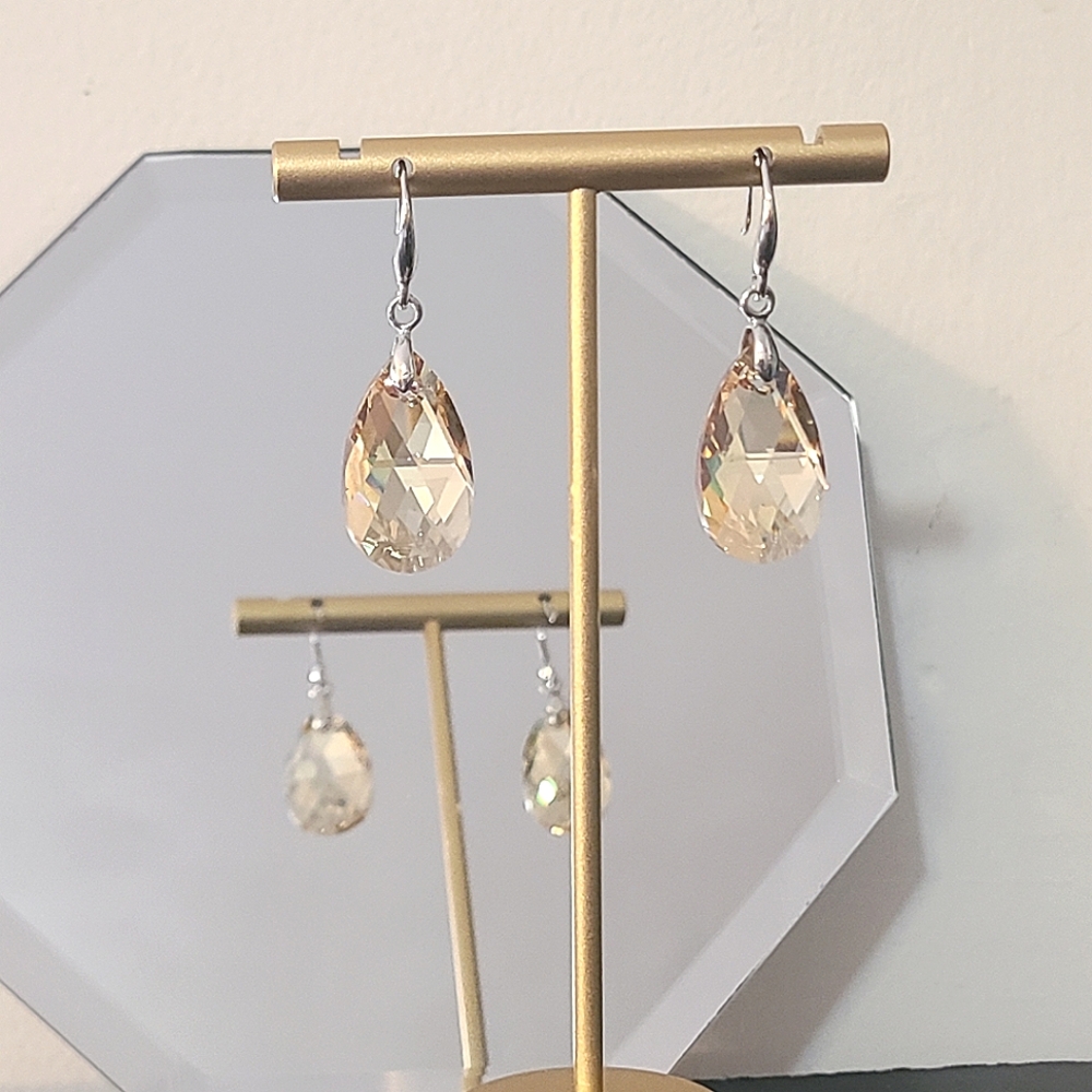 Elegant Peach Crystal Drop Earrings